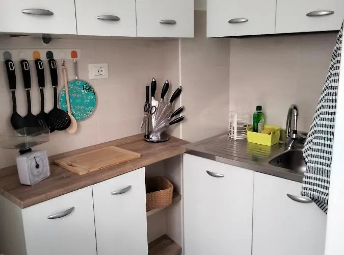 Ampio 97 Mq Con Garage Privato, A 2 Minuti Dal Centro Di 公寓 圣雷默