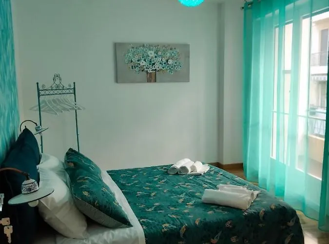 Ampio 97 Mq Con Garage Privato, A 2 Minuti Dal Centro Di