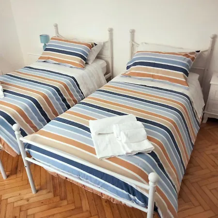 Ampio 97 Mq Con Garage Privato, A 2 Minuti Dal Centro Di Apartament *